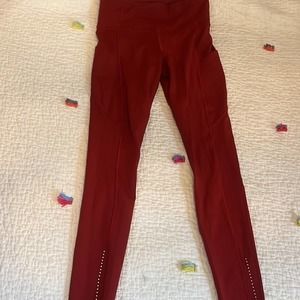Lululemon Wunder Train HR Leggings Red pockets size 6